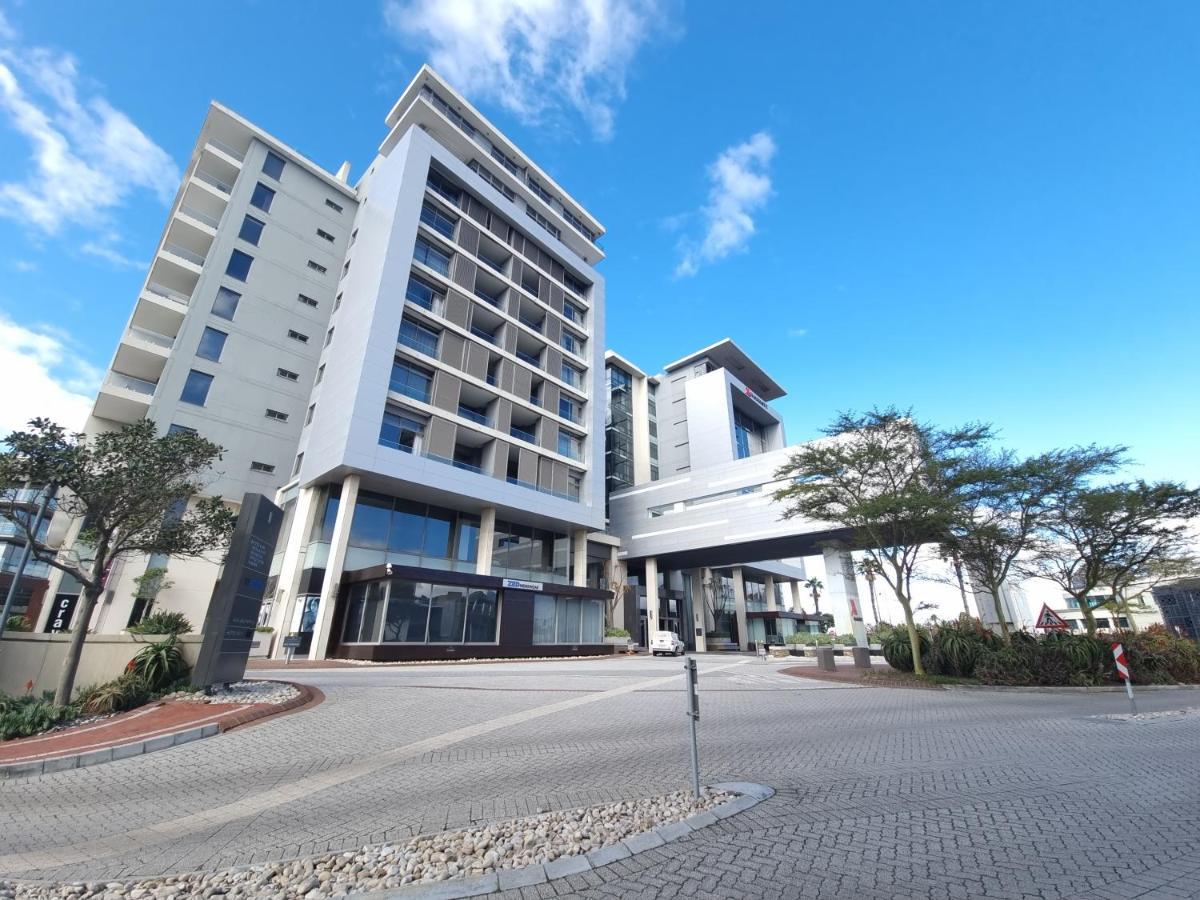 The Residences At Crystal Towers Cape Town Exterior photo