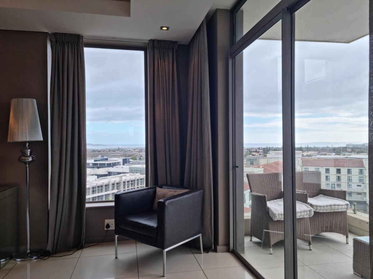 The Residences At Crystal Towers Cape Town Exterior photo