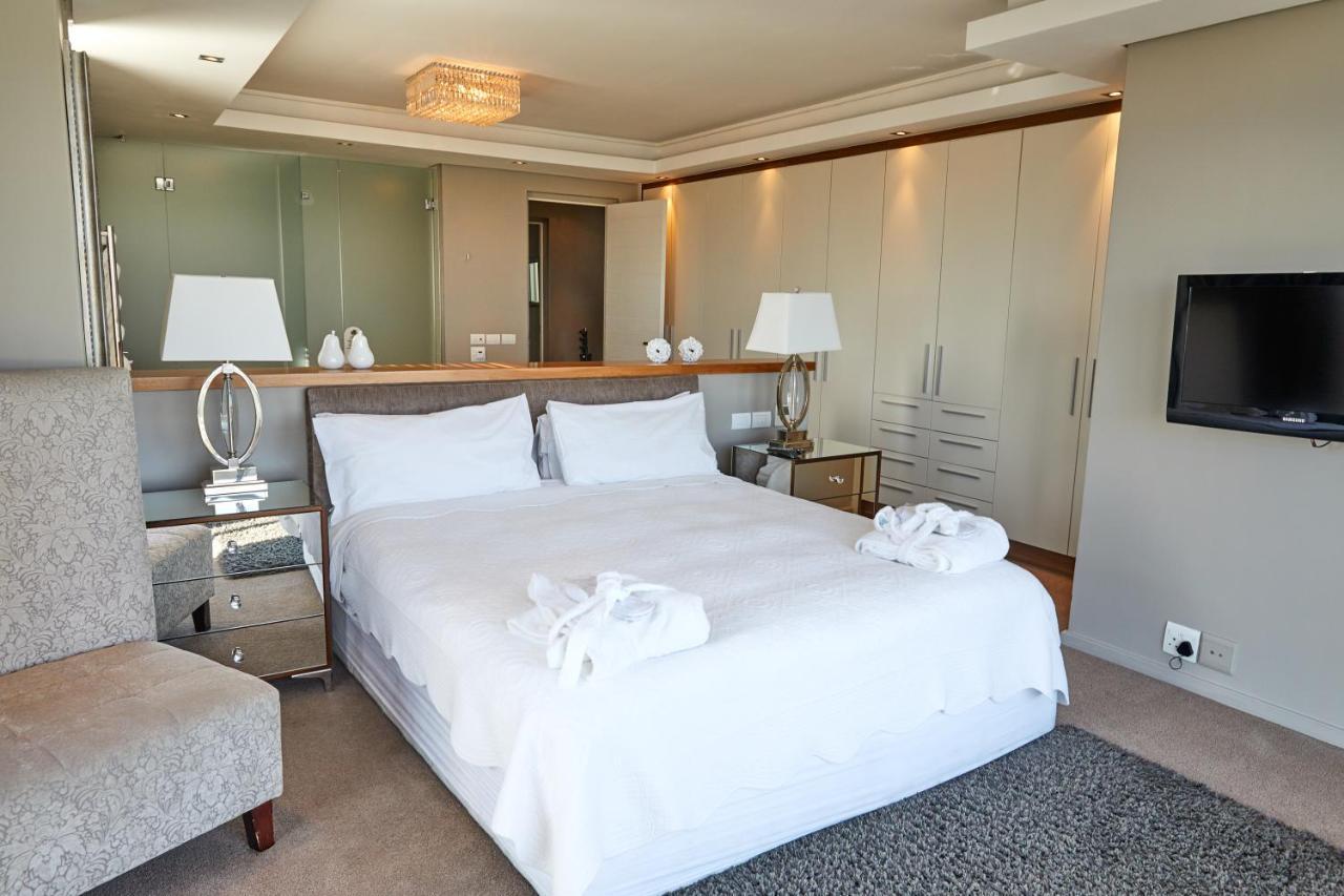 The Residences At Crystal Towers Cape Town Exterior photo