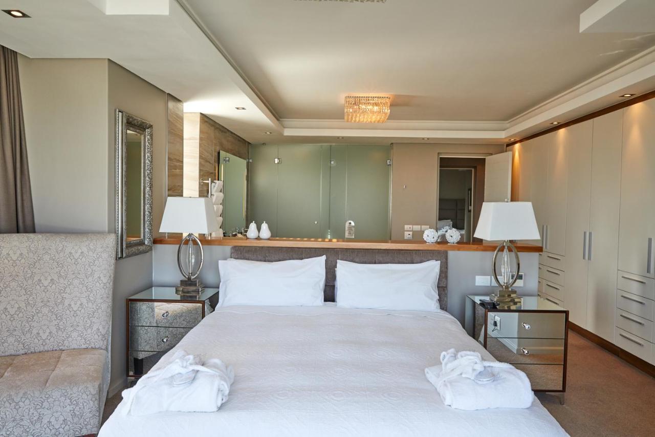 The Residences At Crystal Towers Cape Town Exterior photo