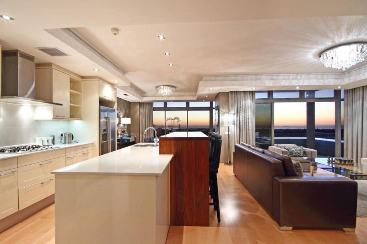 The Residences At Crystal Towers Cape Town Exterior photo