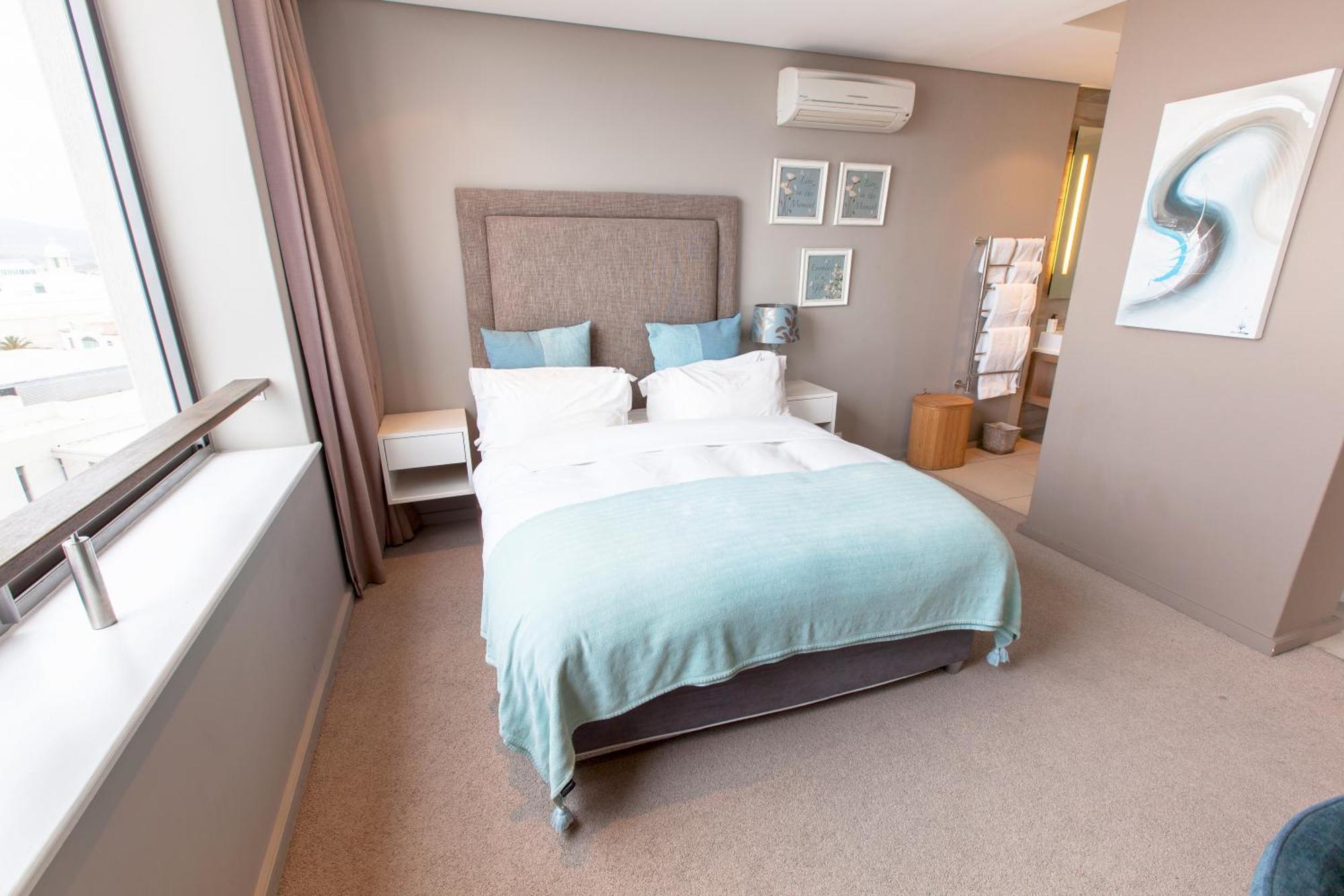 The Residences At Crystal Towers Cape Town Room photo