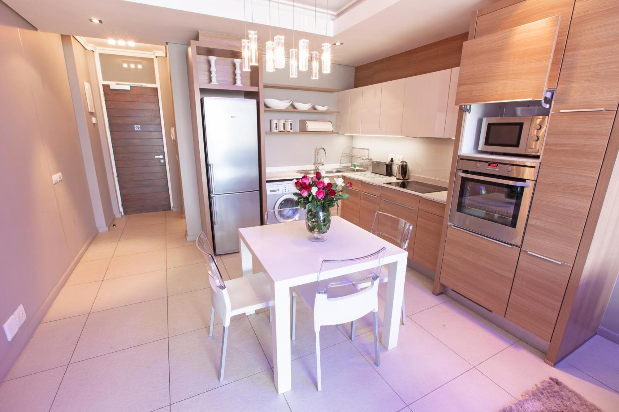 The Residences At Crystal Towers Cape Town Room photo